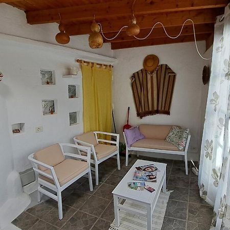 Beautiful 1-Bedroom House 'Oficina' Finca Vistamar Салобре Екстериор снимка